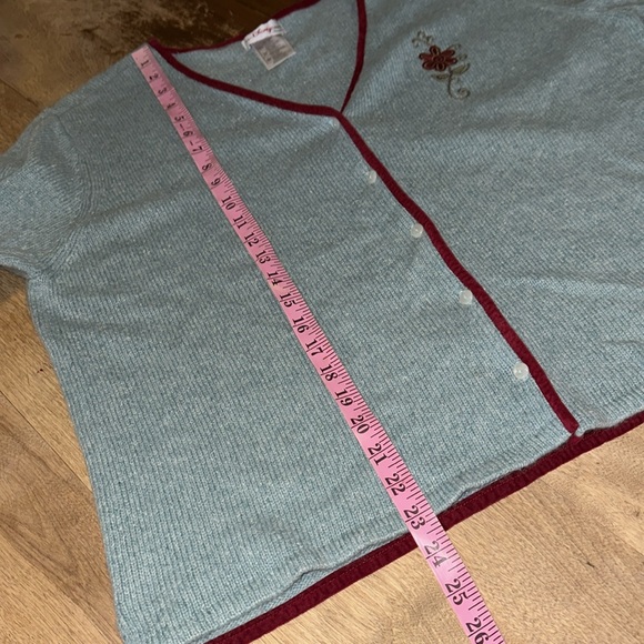 Winnie the Pooh & Piglet Embroidered Cardigan sweater - Picture 5 of 10